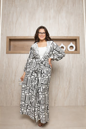 Chic Geometric 2-Piece Set – Black & White