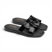R173 - Black
