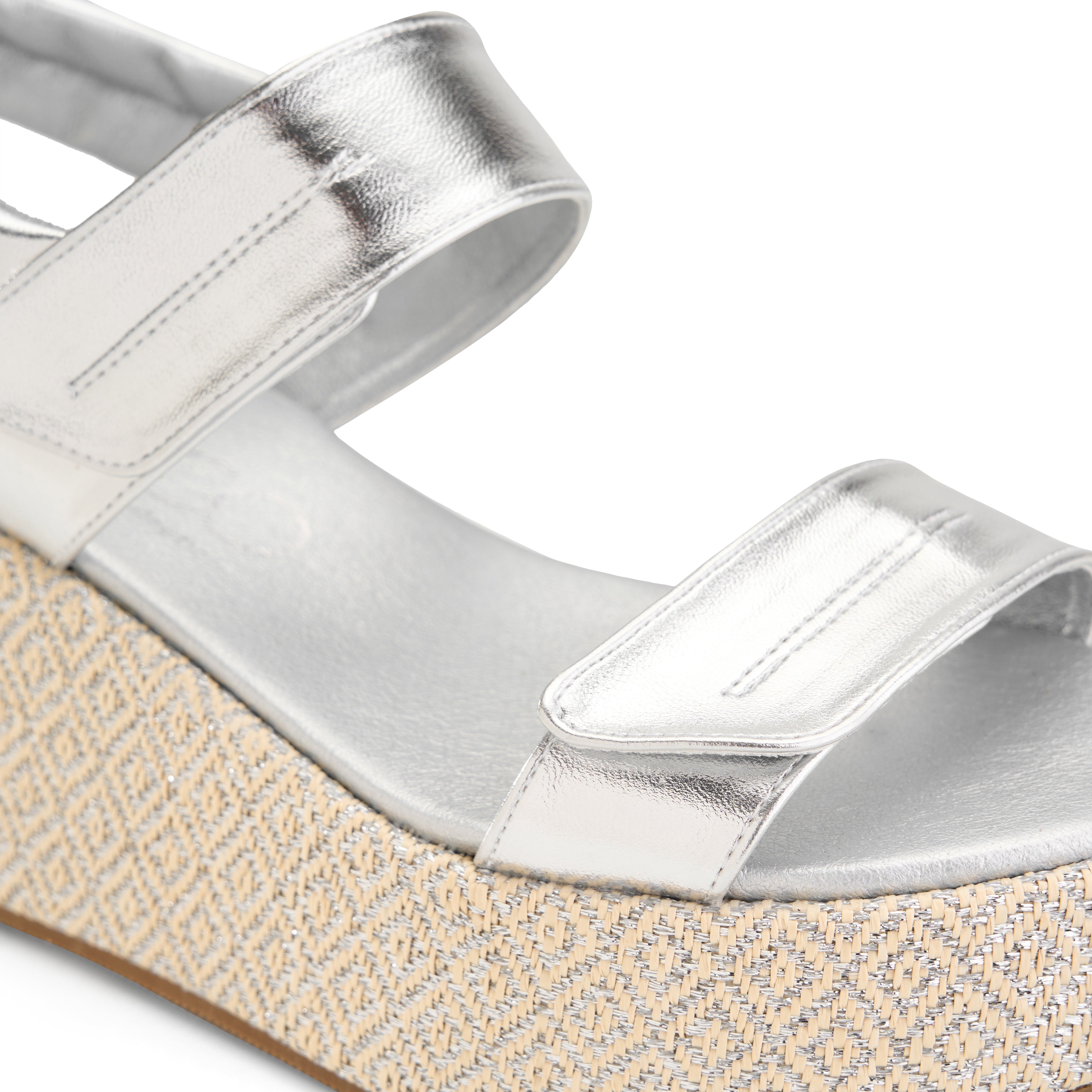 Bold Double Buckle Sandal - silver