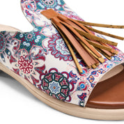 Ornate Eyelet Pointed Pumps - havan