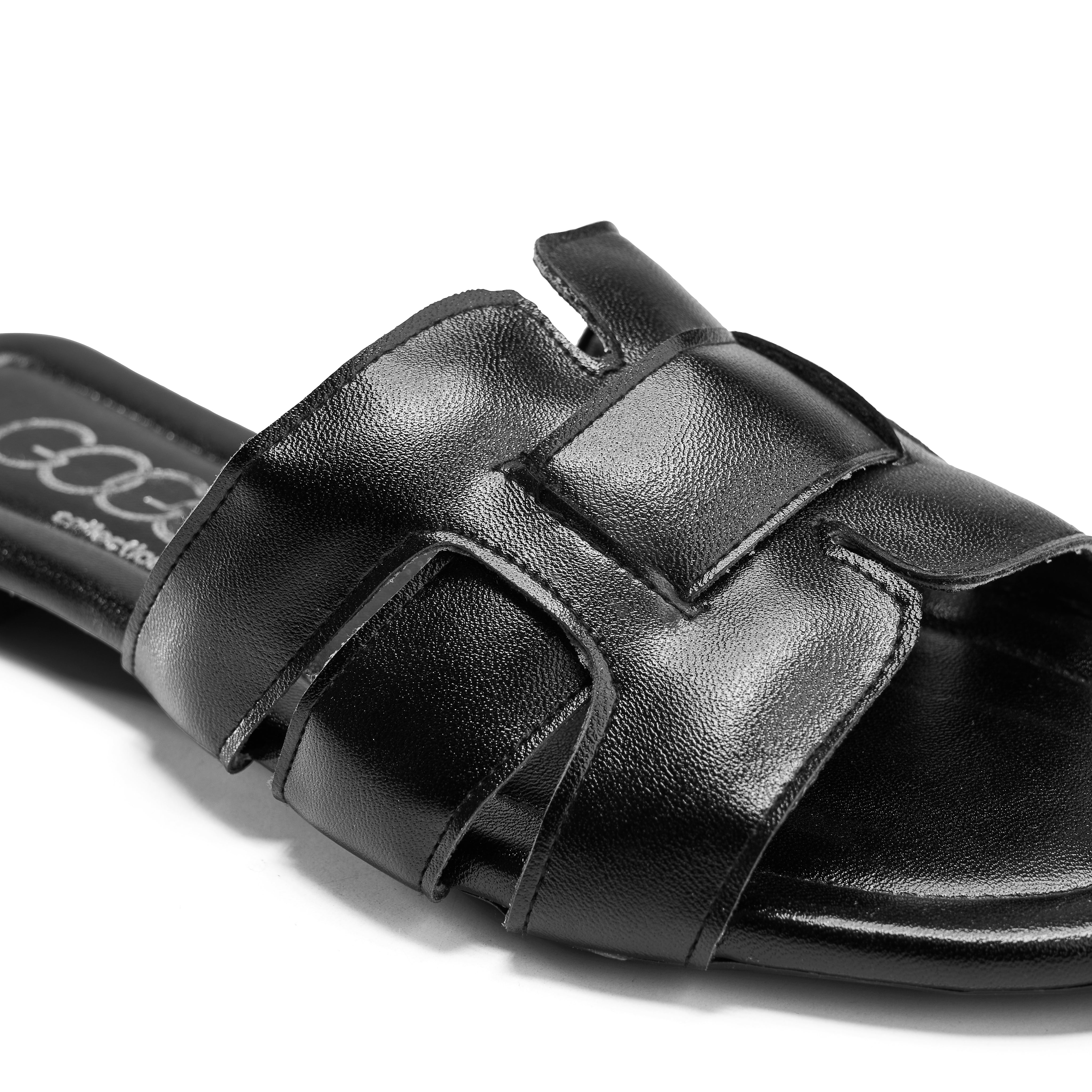Twisted Strap Flat - Black