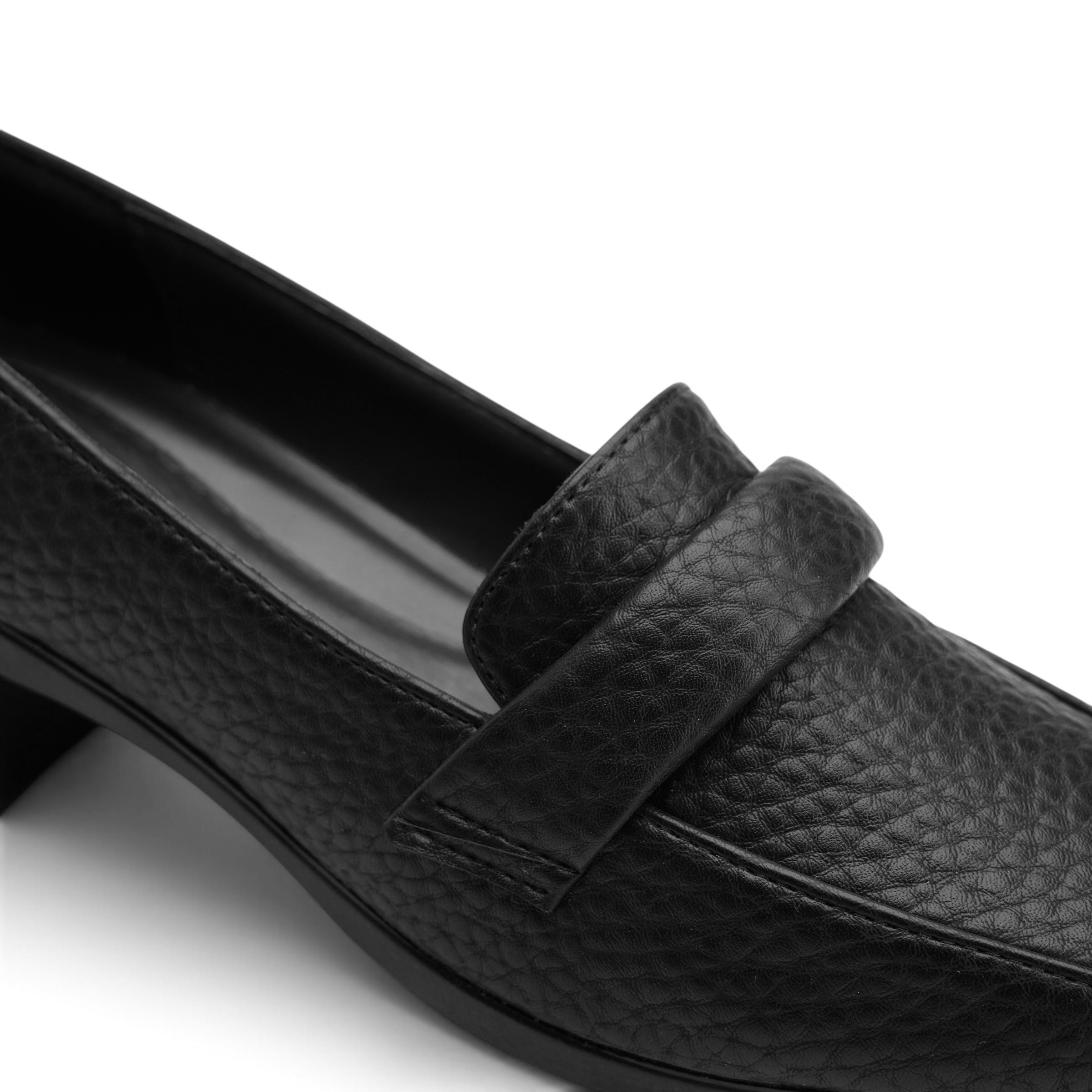 Heritage Block Heel Loafers - Black