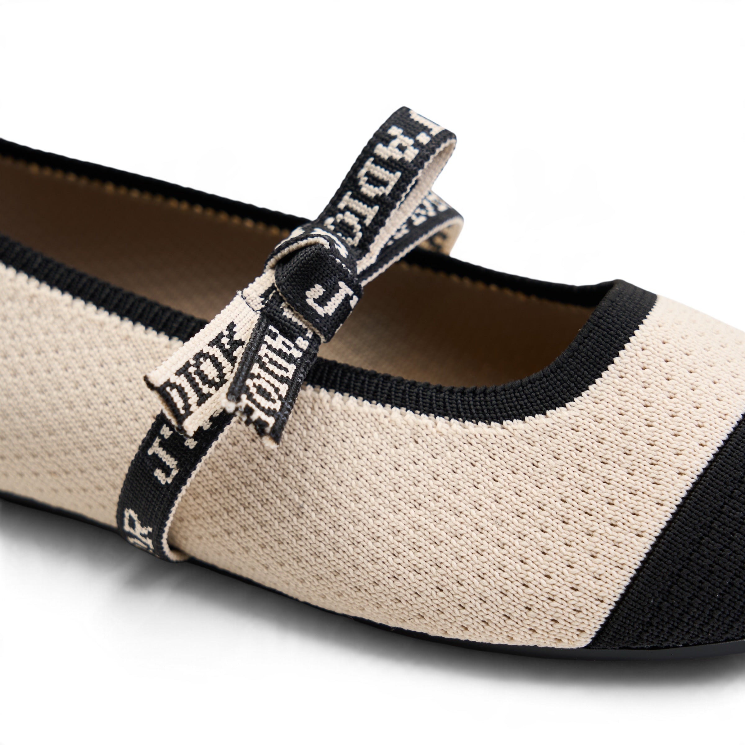 Ribbon Knit Ballet Flats - Beige