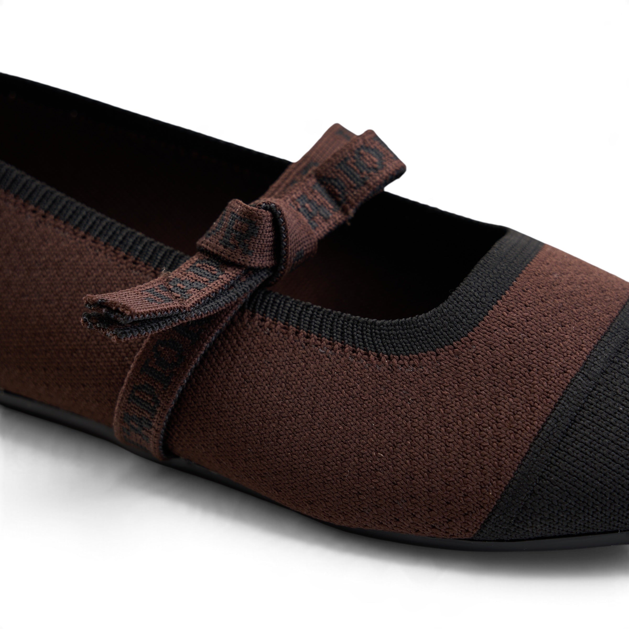 Ribbon Knit Ballet Flats - Brown