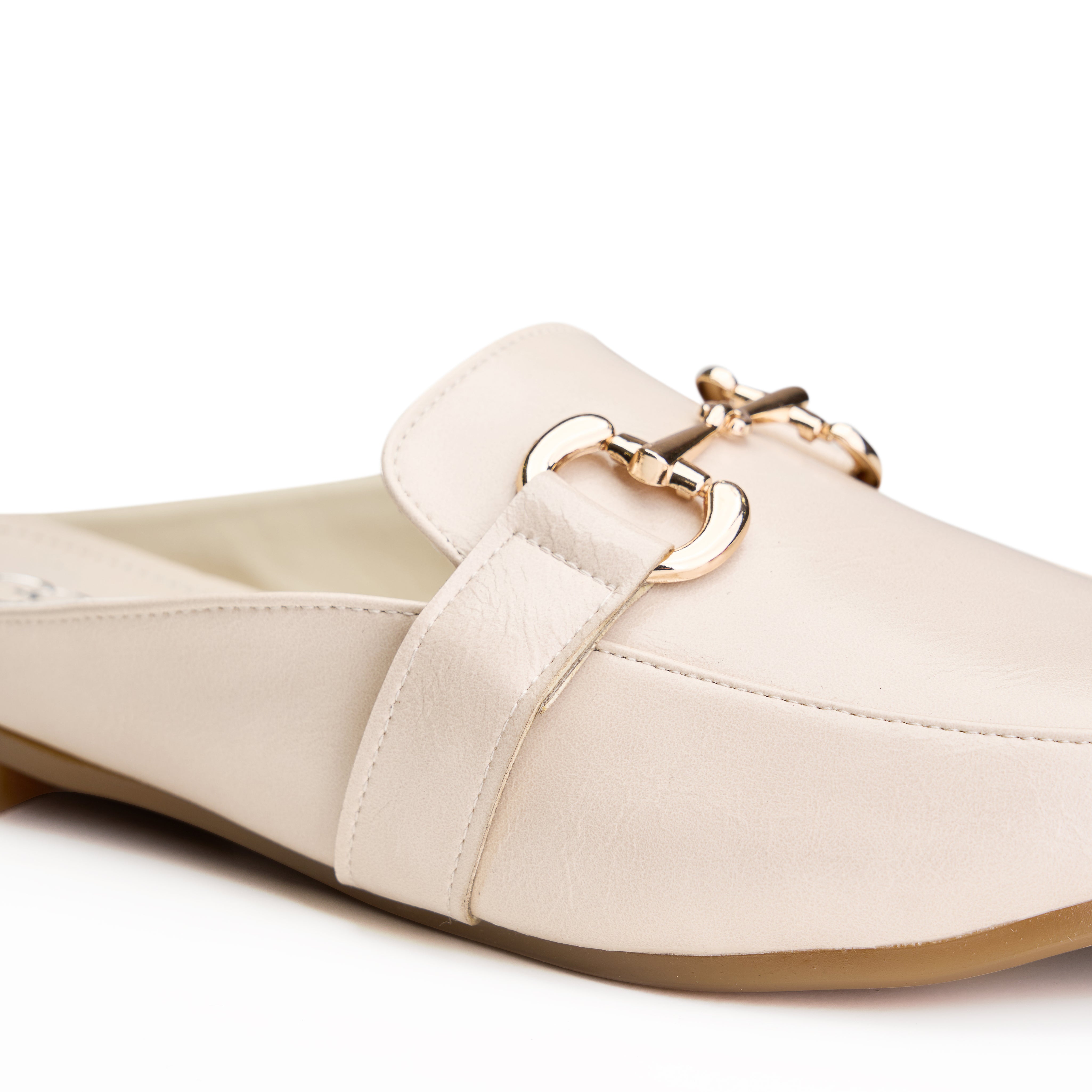 Flat Metal Accent Slide - Beige