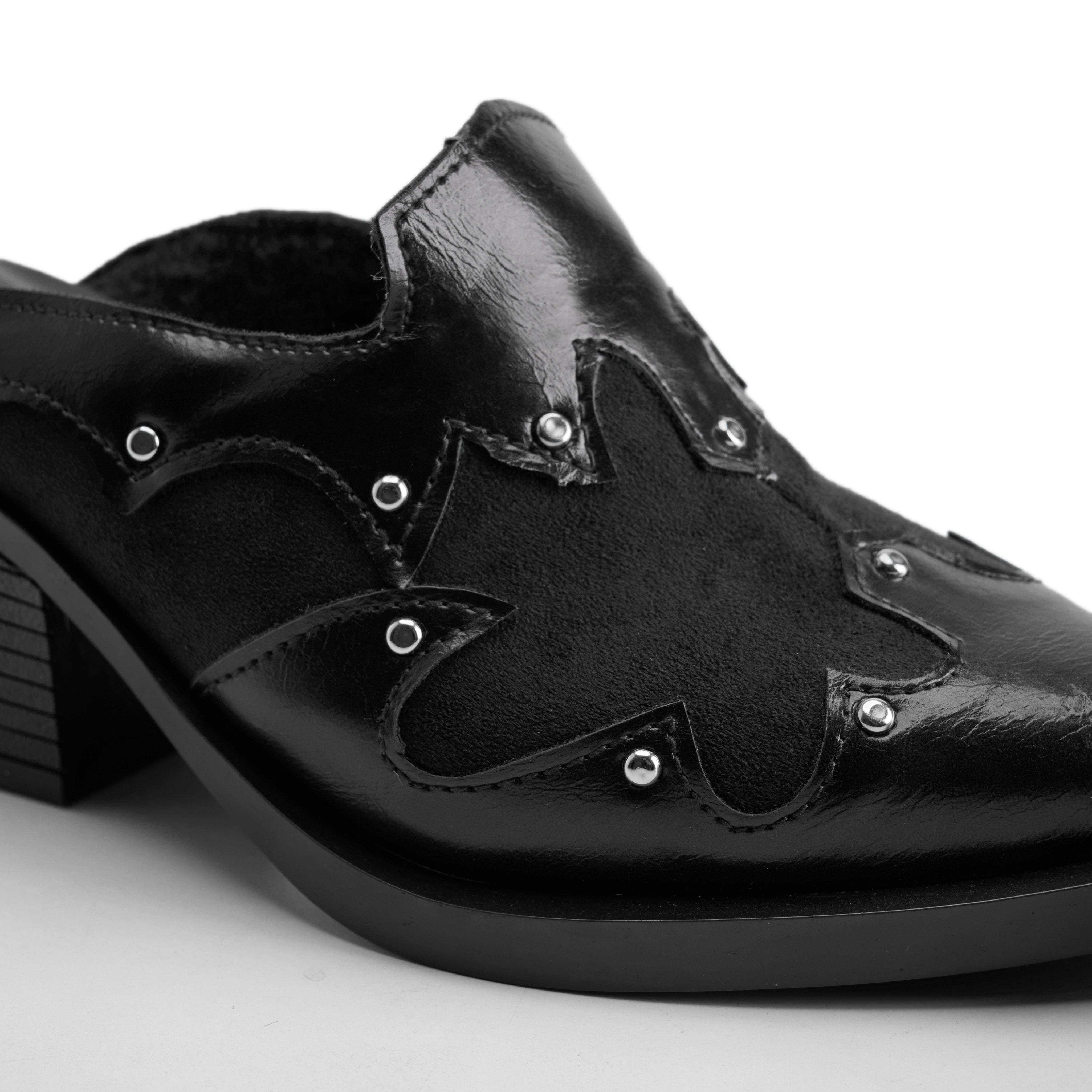 Rocker Cowgirl Mule - Black