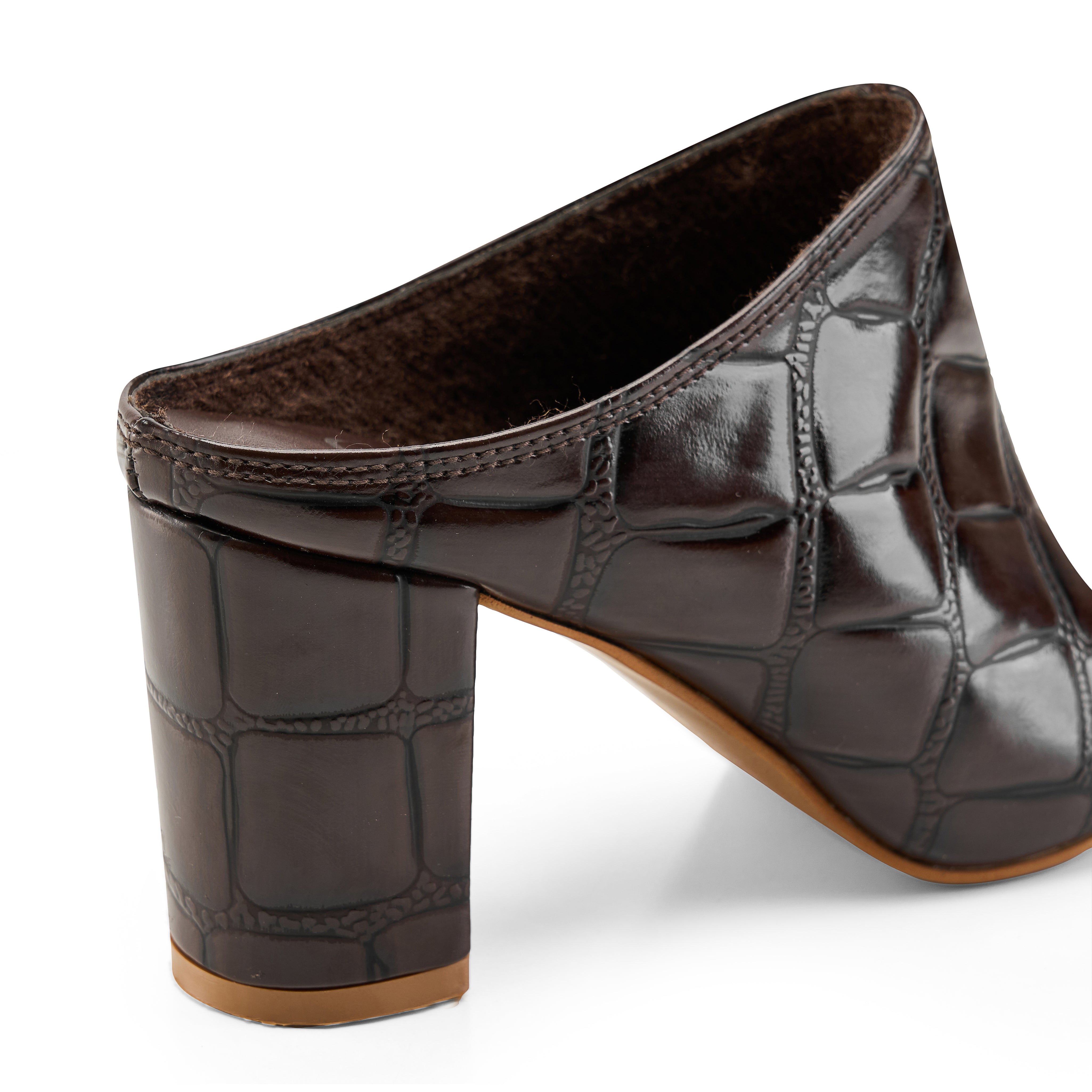 Glossy Croc-Pointed Mule - Brown