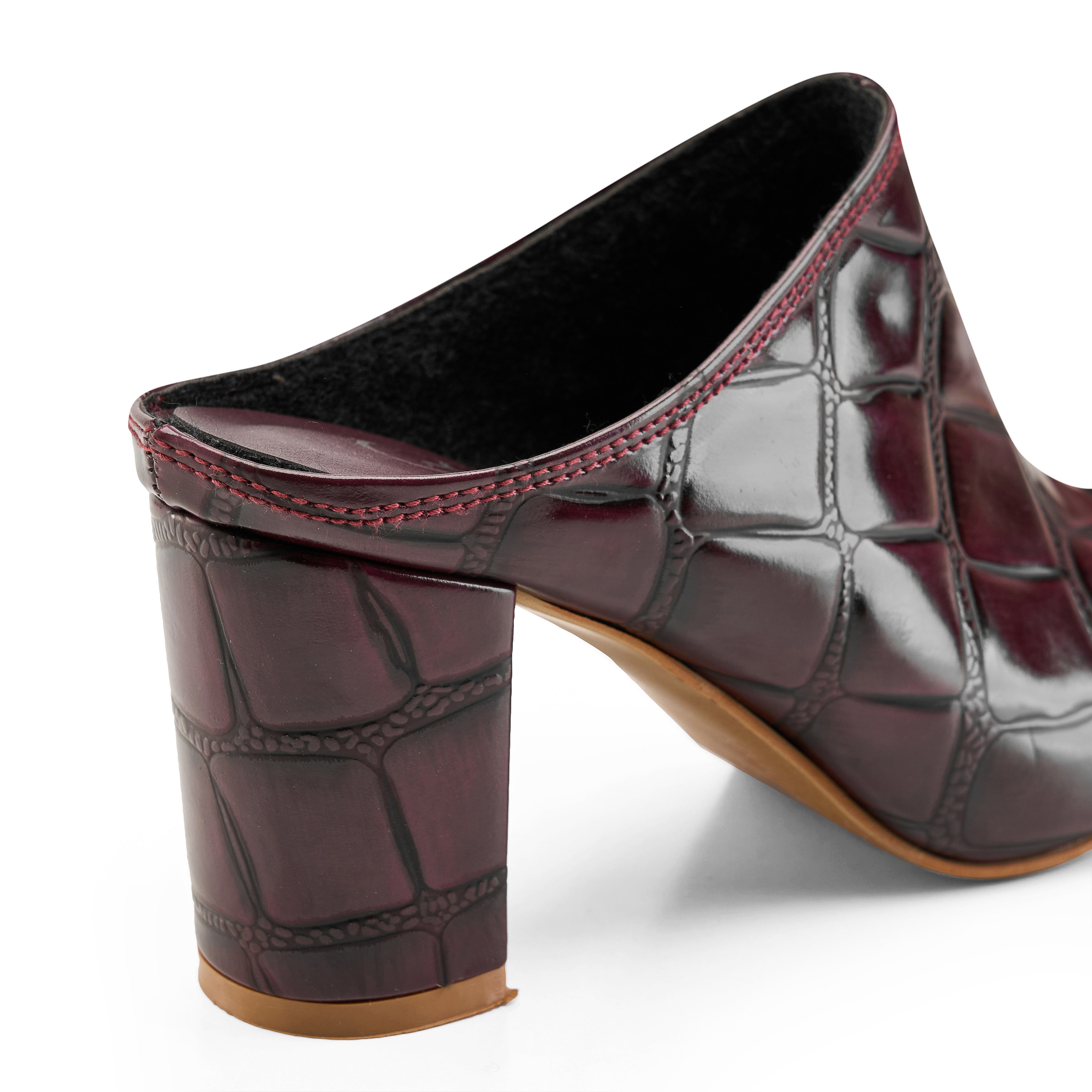 Glossy Croc-Pointed Mule - Maroon