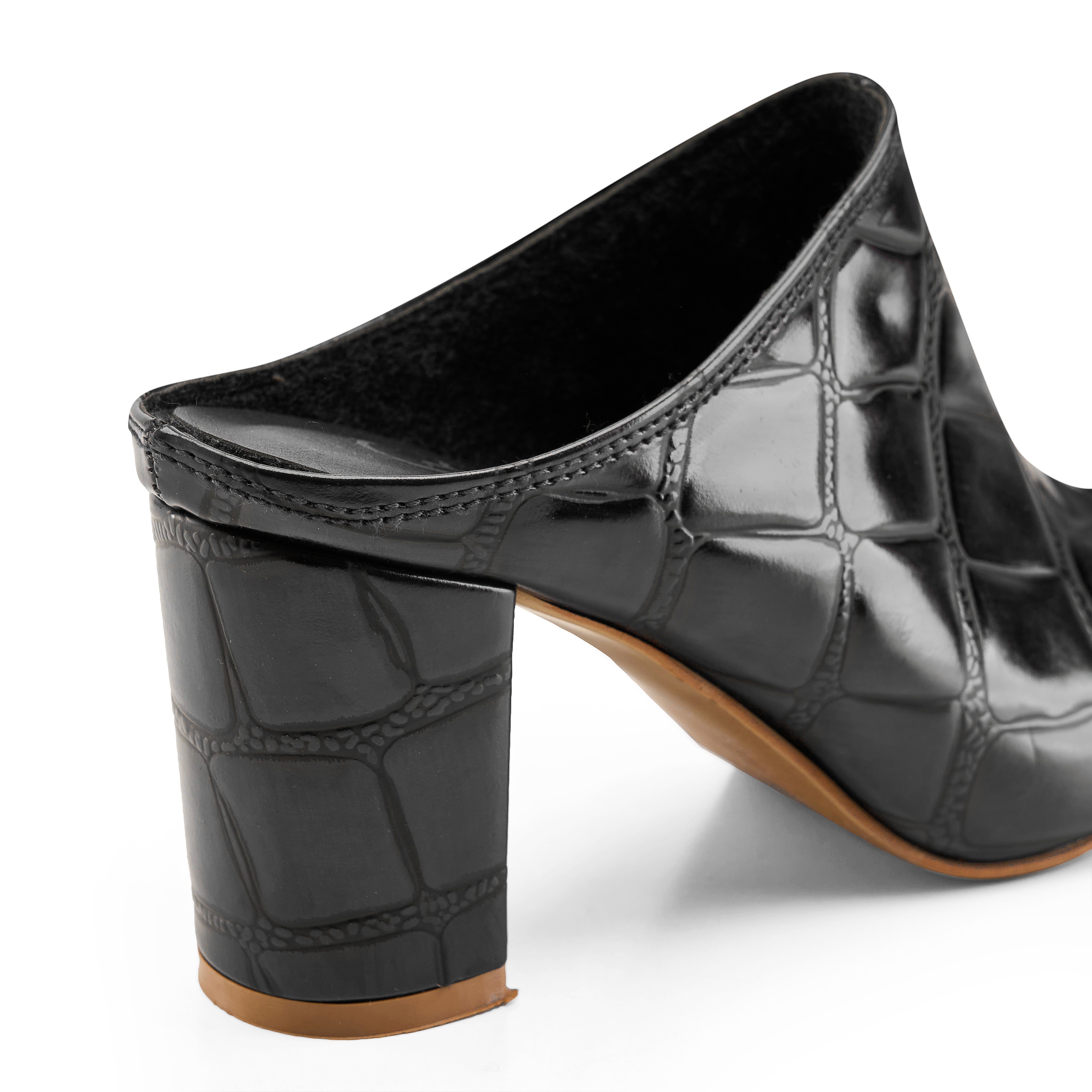 Glossy Croc-Pointed Mule - Black