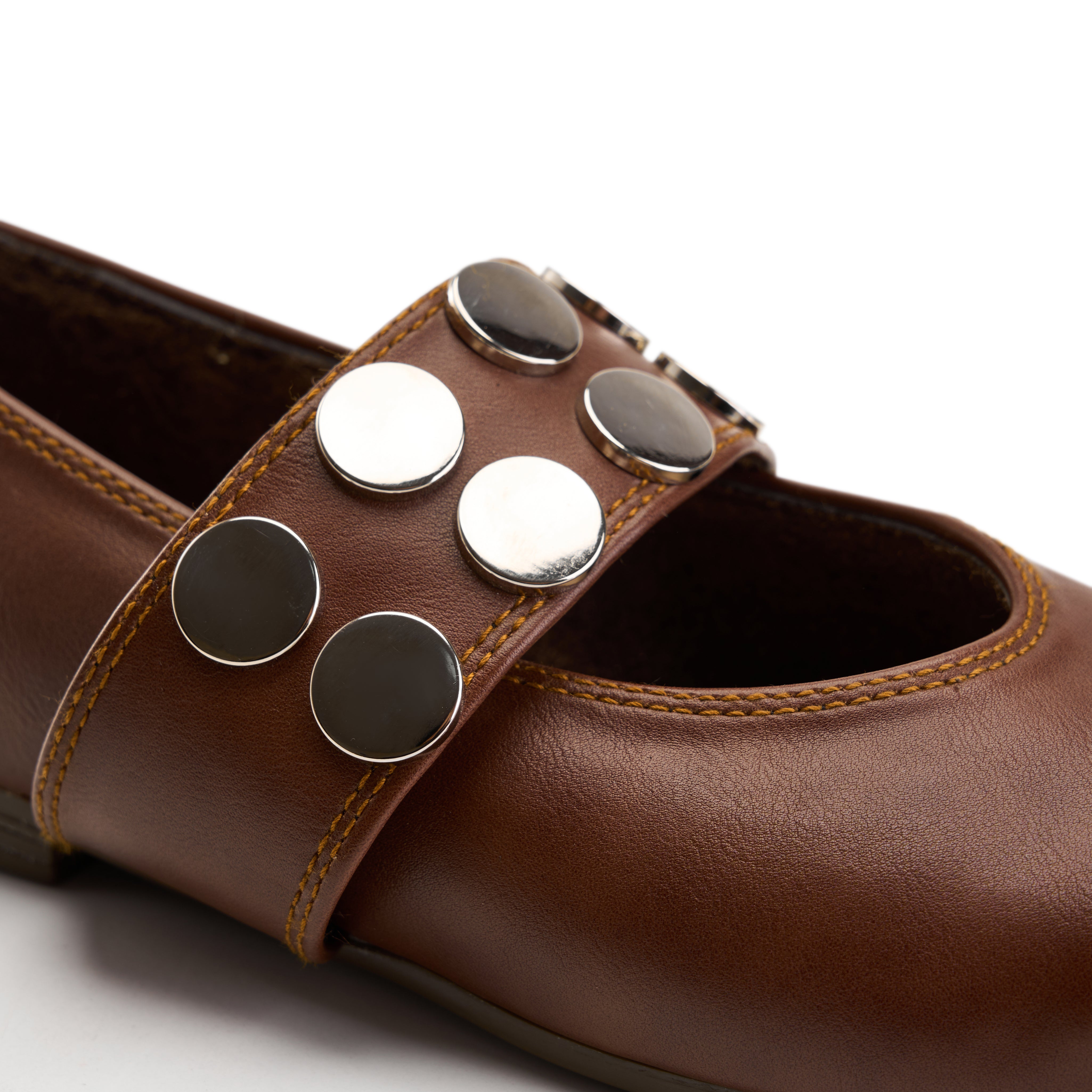 Round Toe Studded Flats - Havan