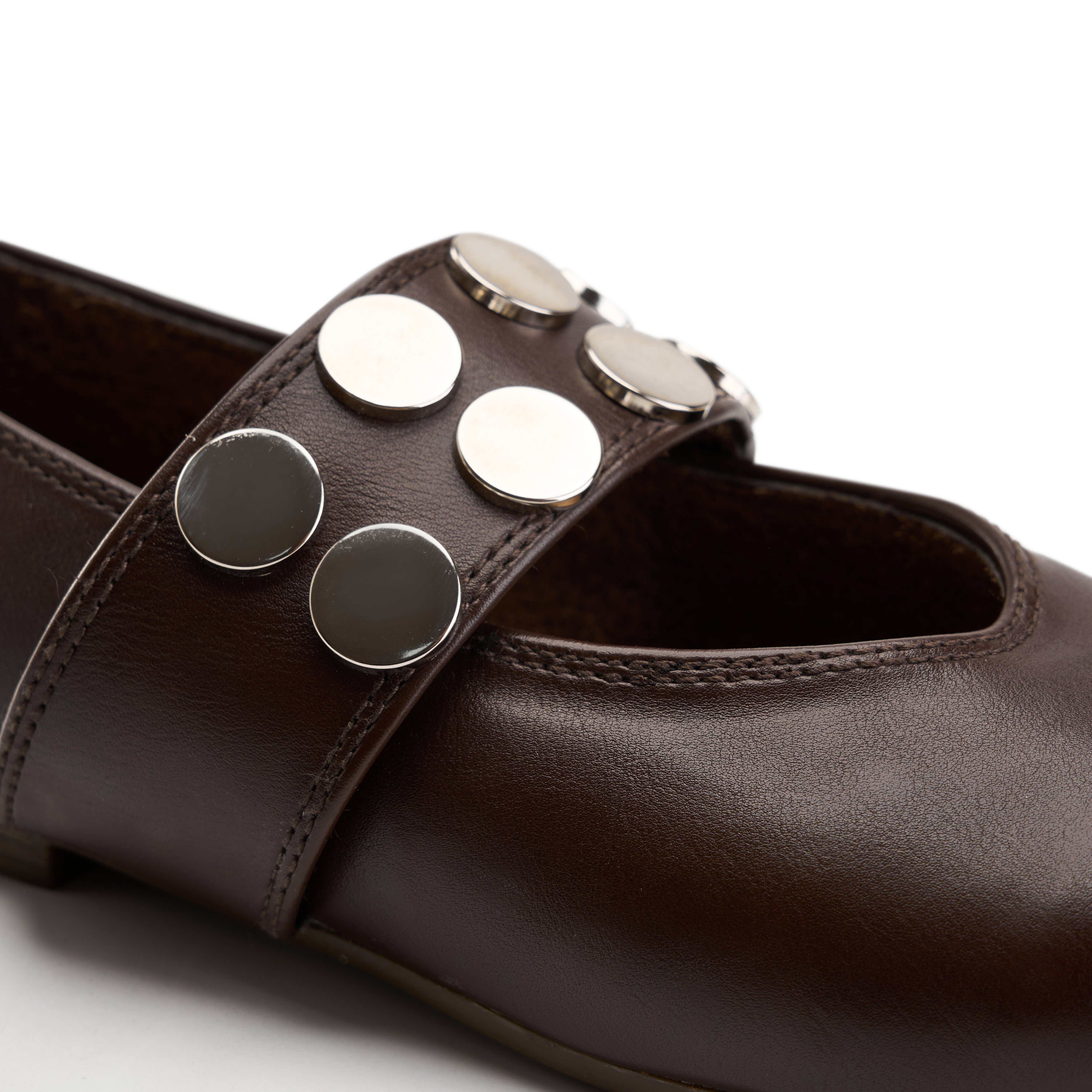 Round Toe Studded Flats - Brown