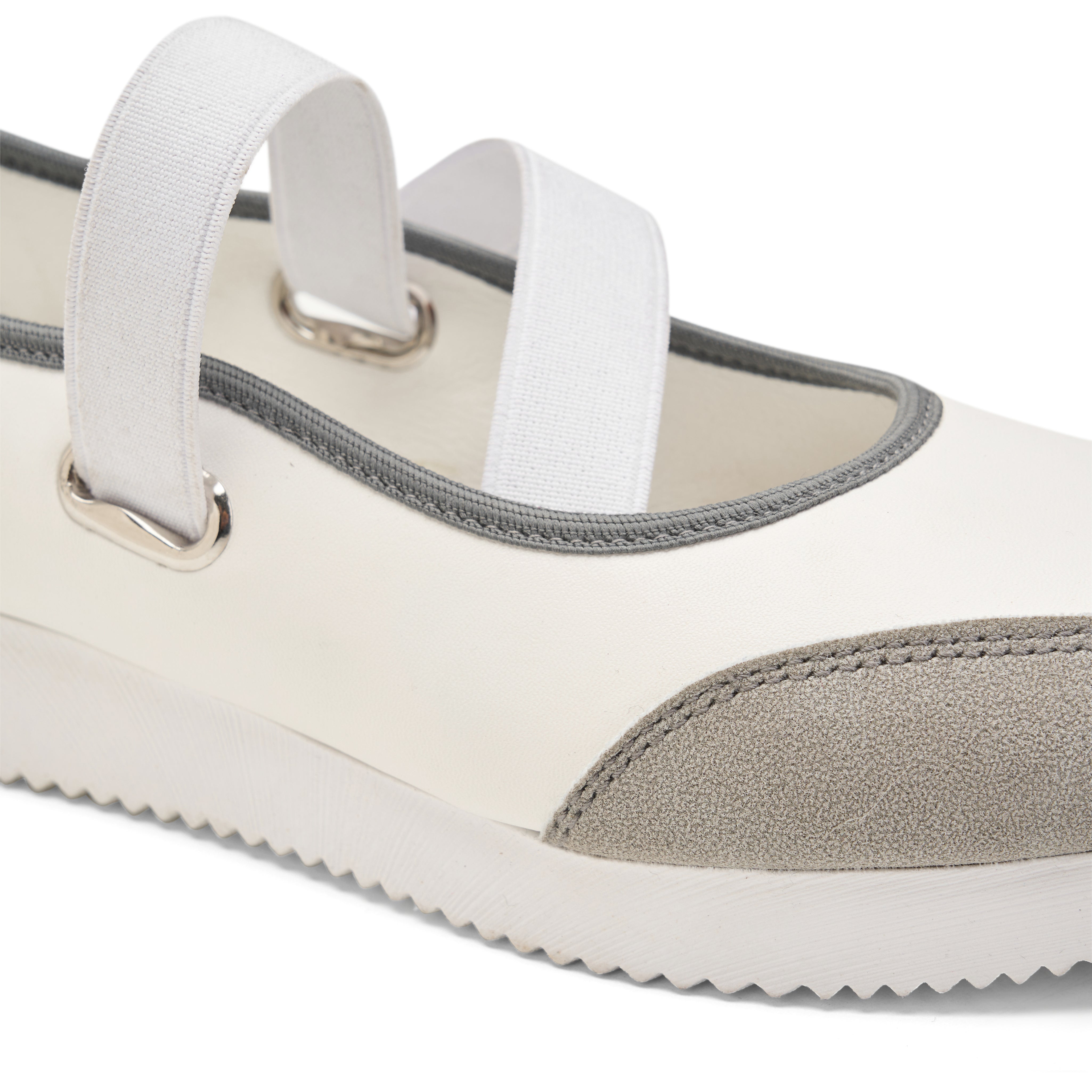 Criss-Cross Elastic Flats - White