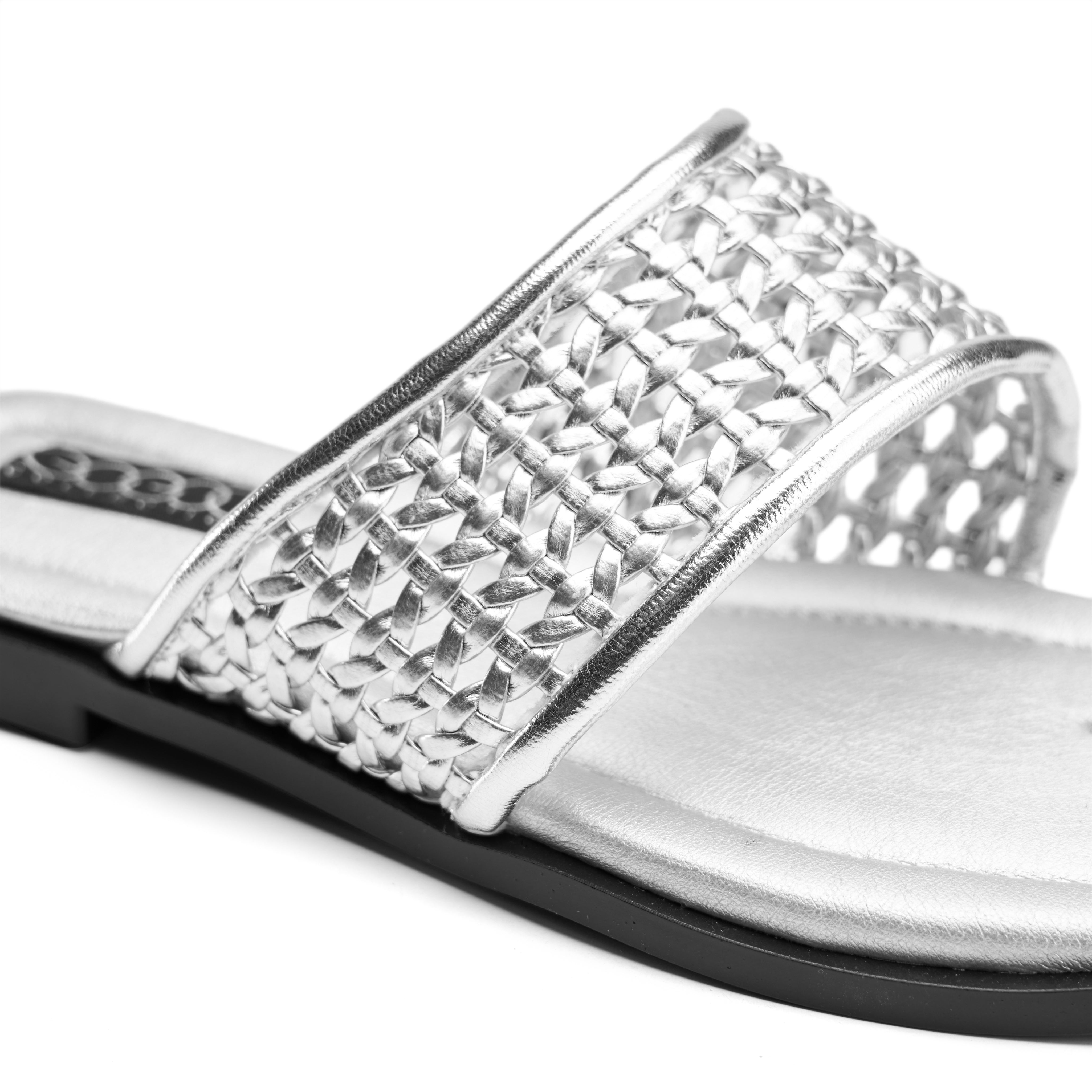 Woven Toe-Ring Slides - Silver