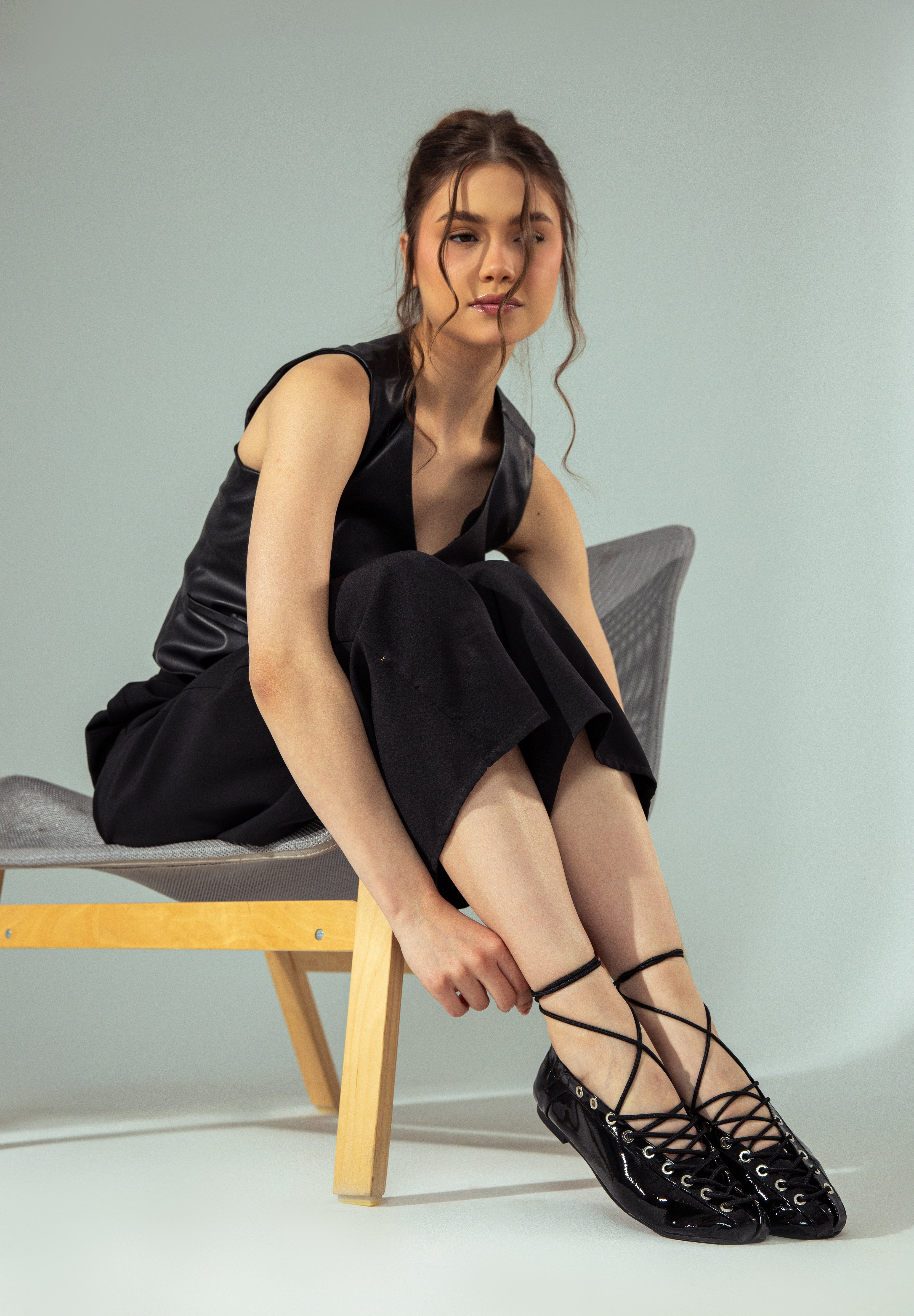 Ghillie Laced Flat Pumps - Black